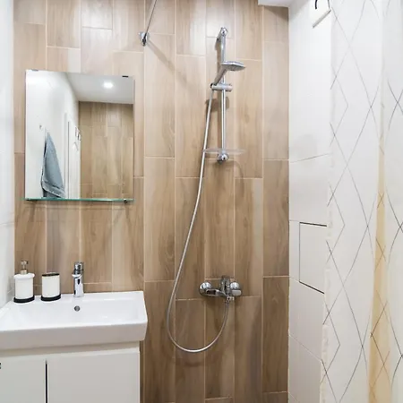 Apartment Artistic Flat In Center For Business&pleasure Trips *